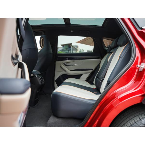 Chinese-made New car B YD Song PLUS compact SUV electric car has a range of 505 kilometers