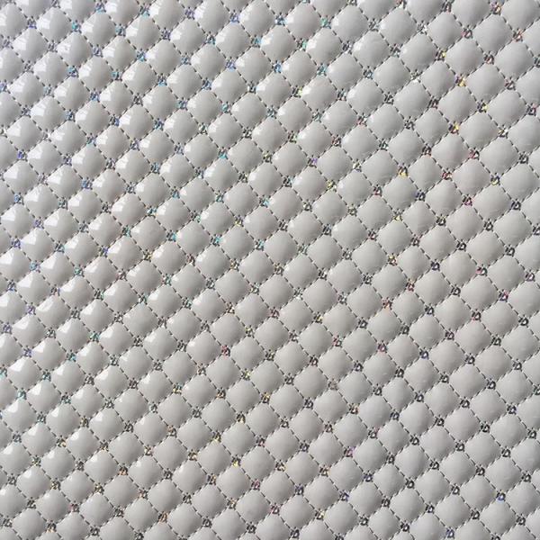 Quality Shiny PU Quilted Leather Fabric Fashionable Multi Application Custom Thickness wholesale