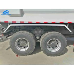 Customized 12 Wheel Dump Truck , 8x4 Tipper Truck With 50 Tons Loading Capacity