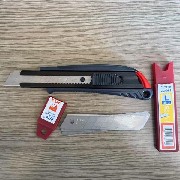 Quality 8 Segments 18mm Blade Edgers and 0.5 Mm Thickness for Smooth Trimming wholesale