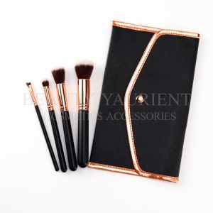 China Customized Logo 4 Piece Makeup Brush Set Private Label Face Brush With Beautiful Bag on sale