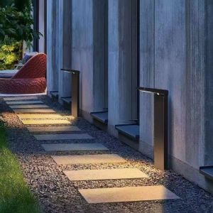 Aluminum Die-Cast Motion Sensor Solar Bollard IP65 Waterproof LED for Garden
