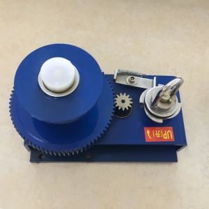 China 1500 Lbs All Purpose Winch 1200 Lbs Poultry House Accessories on sale