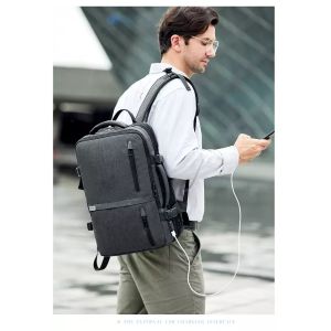 Cheap Durable Black Polyester Men Business Backpack Casual Style 0.6kg Weight for sale
