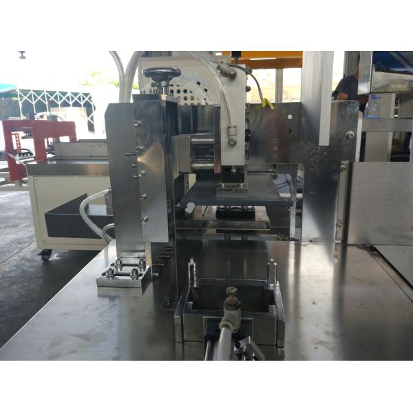 Xinyun Pe Bag Tissue Paper Packaging Machine 0.5mpa Napkin Packing