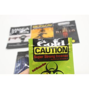 3.5g 7g 14g 28g Custom Mylar weed Bags Smell Proof Mylar Stand Up Pouches