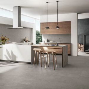 SPC Flooring with PVC Material Lvt Plank Flooring Pisos Vinilicos SPC Tile