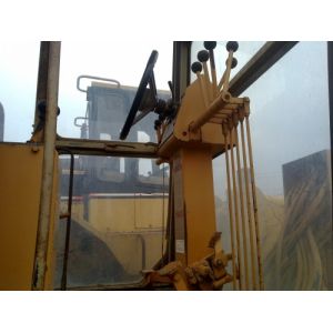 Secondhand Komatsu GD511 motor grader