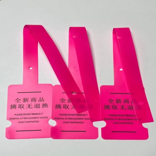 Detection Distance Up To 2 Meters Garment Security Tag Standard RFID Technology