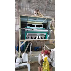 5 Chutes Plastic Color Sorter Machine With Toshiba Japan CCD