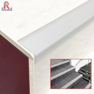 Anti Slip Aluminum Stair Edge Trim 8.5mm Height Fungi Resistant