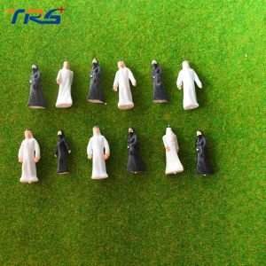 Cheap 1:75 scale Arab black and white figure 3.6cm for architectural model making train layout for sale