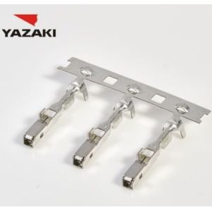 2 Row Yazaki Automotive Connectors 7116 4221 08 Current Rating 14A 3 Position