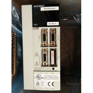 Mitsubishi MDS-B-SVJ2-07 AC Servo Drive 0.6KW 3.6A 50 / 60HZ CNC