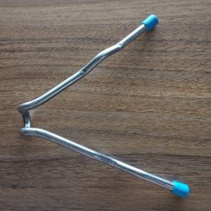 Cheap Si 1.5% V Anchor Refractory Aging Resistance Density 7.96g/Cm3 for sale