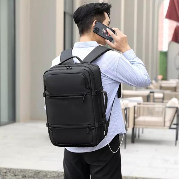 59 Litre Oxford Business Laptop Backpack With Charging Port 45cm