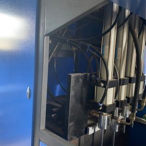 2024 Year Semi-automatic 6L PET Bottle Blowing Molding Machine with Siemens PLC