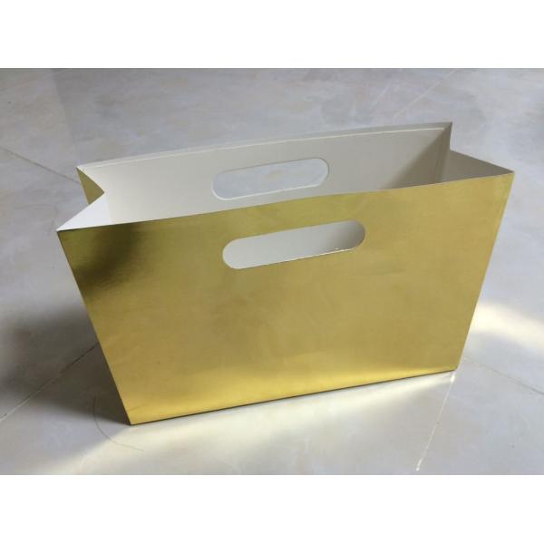 Gold foiled printing customized shopping paper bag with die cut handle