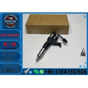 Common Rail Engine Part Diesel Fuel Injector 095000-6753 Injector OEM 23670