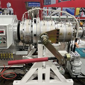 PE Tube Making Machine 90kw Plastic Drainage Pipe Extrusion Line
