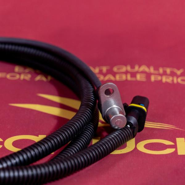 810W27120-6183 KM7400008 CARRUCHI Brand Sinotruk HOWO C7H MCY13 diesel Engine Right Rear Wheel ABS Sensor