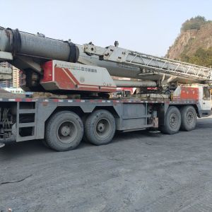 Maximum Lifting Weight 16t 2011 Zoomlion 80ton Mobile Crane with Five-Arm Crane
