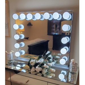 Custom Designs Vanity Lights Ideal for Table Desktop Dresser and Bathroom