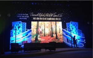 China SMD Full Color P4 Indoor Led Screens Super Thin for Rental Diecasting Cabinet on sale