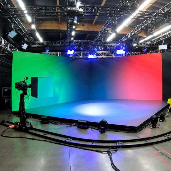 Immersive & XR LED Video Studio Display XR LED Display Low Brightness And High