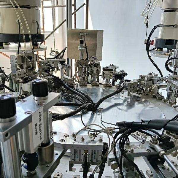 Non-standard Automated Triggered Index Motion Blood Collection Needles Stable