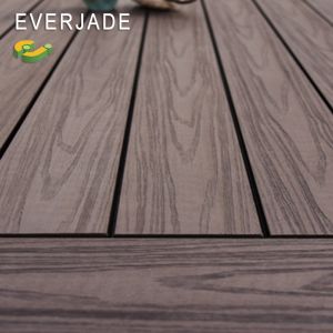 Outdoor Space With Everjade Cool Temp Piso Y Muro Deseing B 1 PVC Decking
