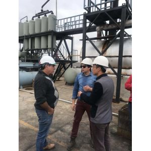 10-15 Tons Capacity Oil Recycling Production Line Convert Waste Black Oil to