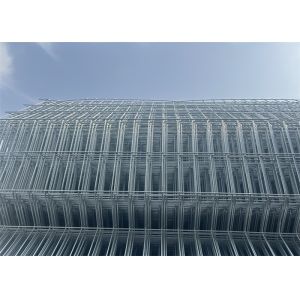 Customizable Triangle Welded Wire Mesh Fence with 50*150mm Mesh Hole