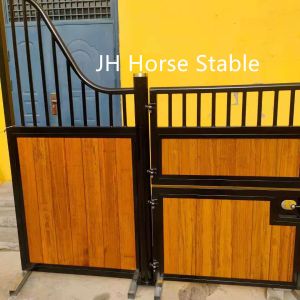 Custom Made Durable Steel Pipe 12ft Horse Stable Front