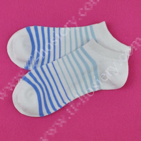 Quality Popular striped design summer OEM thin knitted cotton ankle socks wholesale
