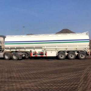 45000Lts 3 Axle Gas Tanker Truck With JOST Landing Gear