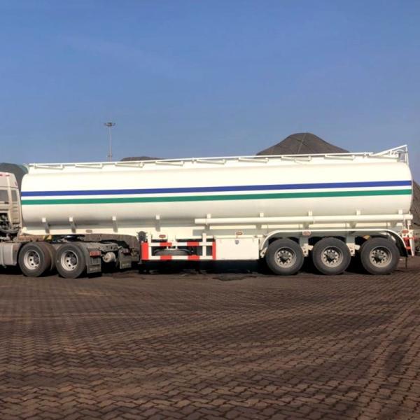 Quality 45000Lts 3 Axle Gas Tanker Truck With JOST Landing Gear wholesale