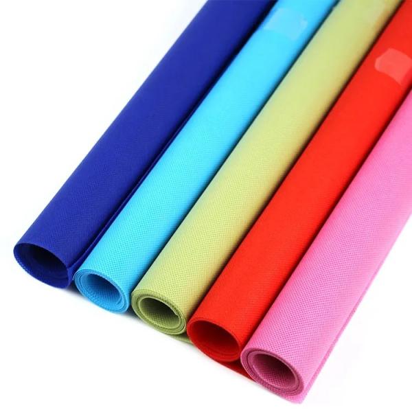 Quality Anti Stain Non Woven Tablecloth 80gsm , Polypropylene Disposable Table Covers wholesale