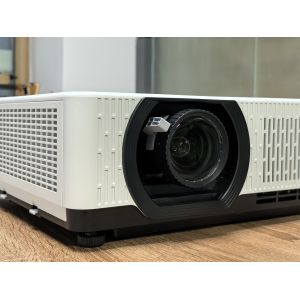 8200 Lumens 3LCD Laser Projector with 16W Speaker and 360° Projection for 3D