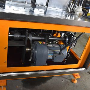 Disposable Cold Drink Cola Cup Lid Forming Machine DJP-200 Professional