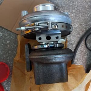 EC210D Excavator Turbo 04299152 KZ For D5E B1G Engine Turbocharger VOE21092586