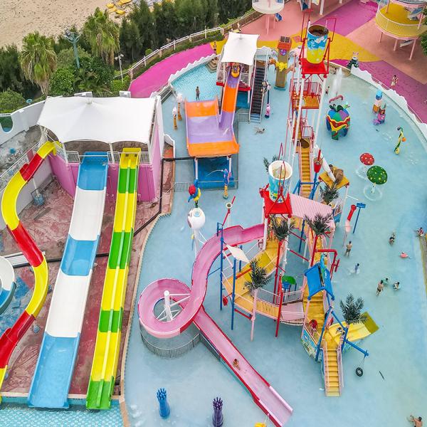 Large Venue Full Size Map Customized Factory Cheap Water Park Slide High-quality