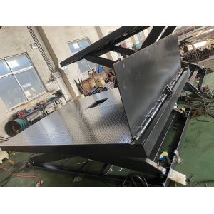 1500kg Load Capacity Hydraulic Scissor Dock Lift Platform With Electric Lip Easy