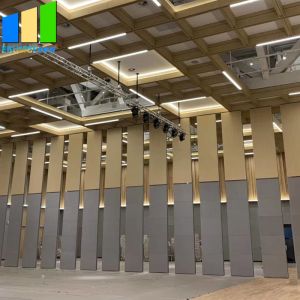 Sound Proof Partitions Top Hanging Sliding Door Acoustic Fabric Finish Foldable Saudi Arabia Banquet Hall Partition Wall
