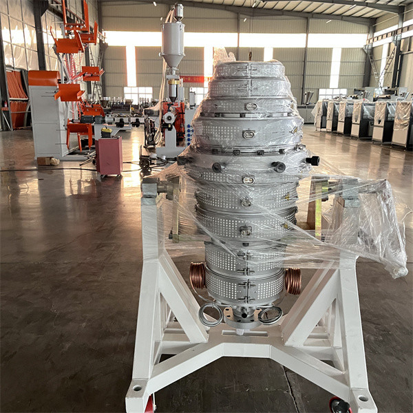 180kw PE Plastic Pipe Machine Water Supply Pipe Maker Machine