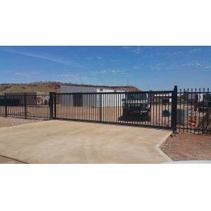 Black Rustproof Tubular Fence Panels , 2.1m High Tubular Security Fencing