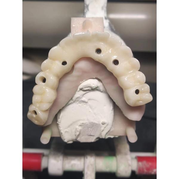 CAD CAM Dental Zirconia Ceramic Blocks Multilayer 43% - 57% Translucent