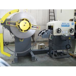 Pneumatic Servo Feeder Decoiler And Straightener Tube Flattening Punching Machine