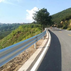 Hot Galvanized and Cold Rolled Technology Q235 Q345 Highway Guardrail Steel Beam