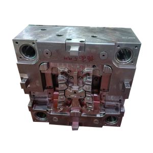 Plastic Injection Molding with Hot or Cold Runner System from LKM Mold Base to Meet